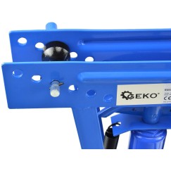 Giętarka hydrauliczna do rur 12T(1)