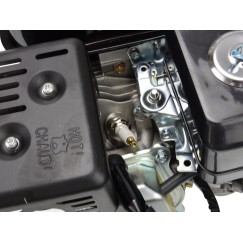 Silnik spalinowy czterosuwowy 7KM(1)