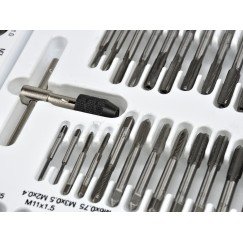 Zestaw gwintowników i narzynek 110el. (3)